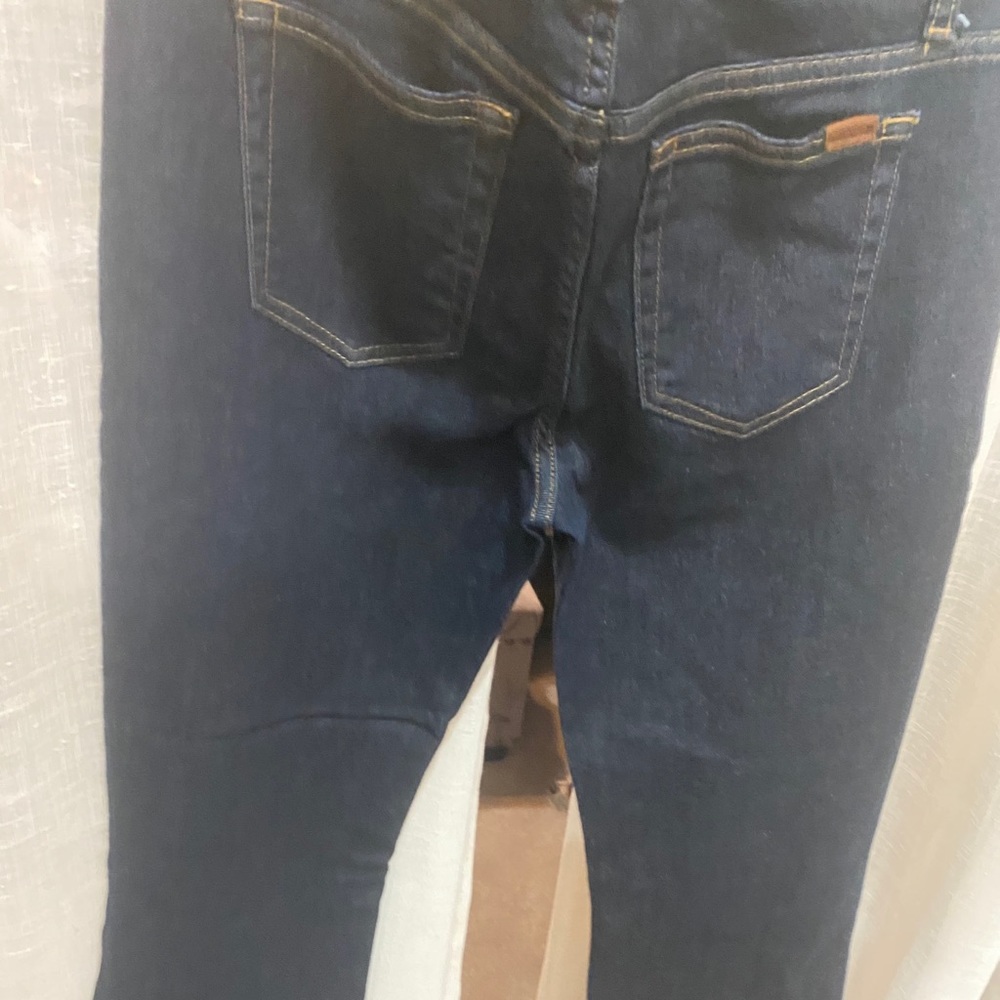 Blue jeans - Picture 3 of 4